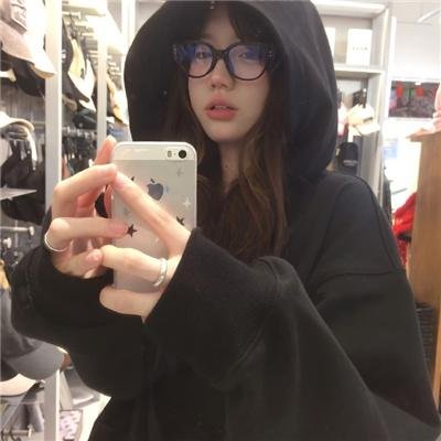 女探长海报